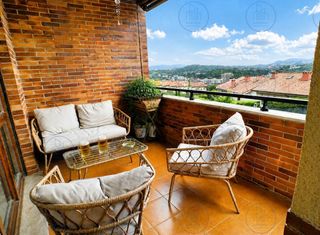 Semi detached house in Calle alto de errondo 73