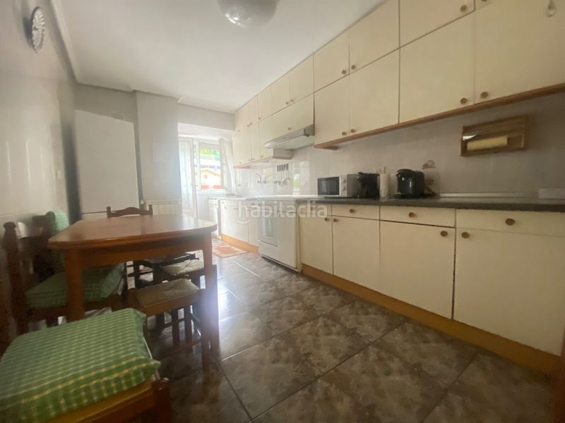 Foto 580a8df7-2ac3-4616-a8ed-20dd97290a9a. Appartement avec chauffage parking dans Eibar