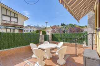 Casa adossada  Beldarrain pasealekua hiribidea 1. Magnífico chalet adosado con jardín privado y txoko