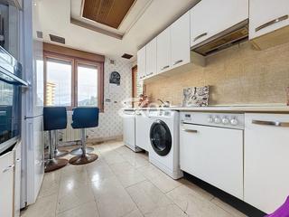 Pis a Arrasate o Mondragón. Piso en venta en san andrés, 3 dormitorios.