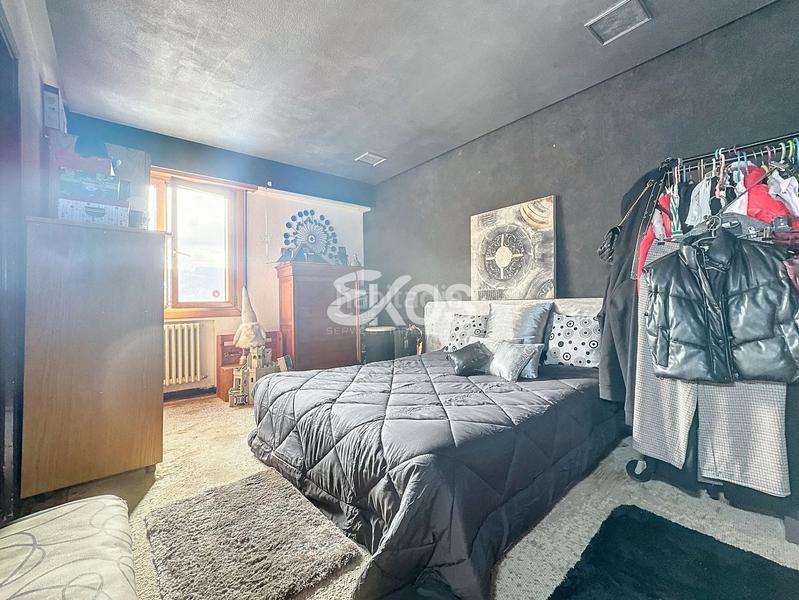 Foto a838d6fd-9539-47ec-8dfa-6ae1496073f6. Piso  en venta en san andrés, 3 dormitorios. en Arrasate o Mondragón