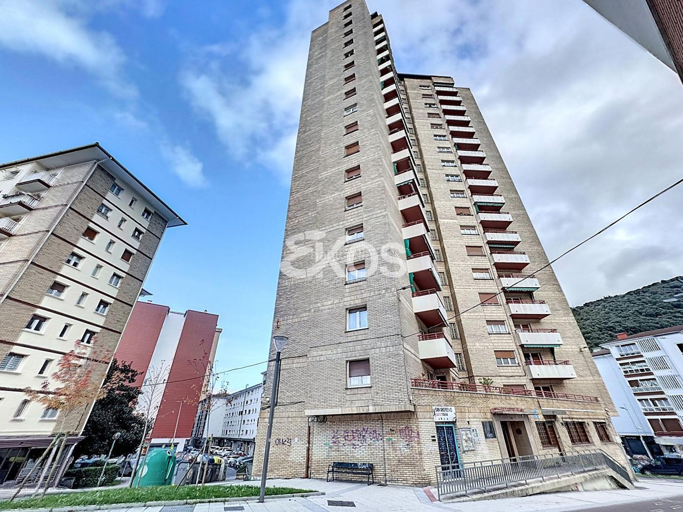 Piso en venta en San Andrs, 3 dormitorios. Arrasate o Mondragn