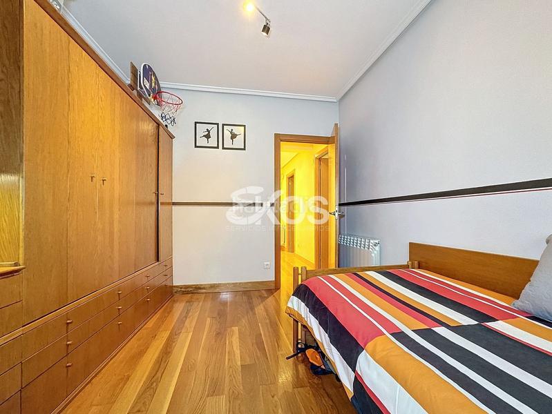 Foto 0b890355-30f3-4e6d-bce2-1f502c3db980. Piso  en venta en centro, 3 dormitorios. en Aretxabaleta