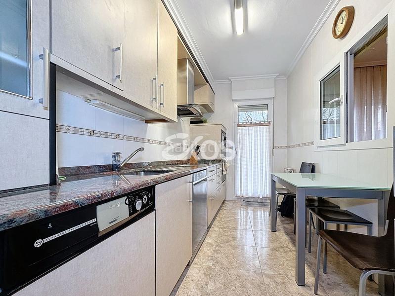 Foto 9dcea785-ffa1-43fb-a3fb-02e17bc4ef86. Piso  en venta en centro, 3 dormitorios. en Aretxabaleta