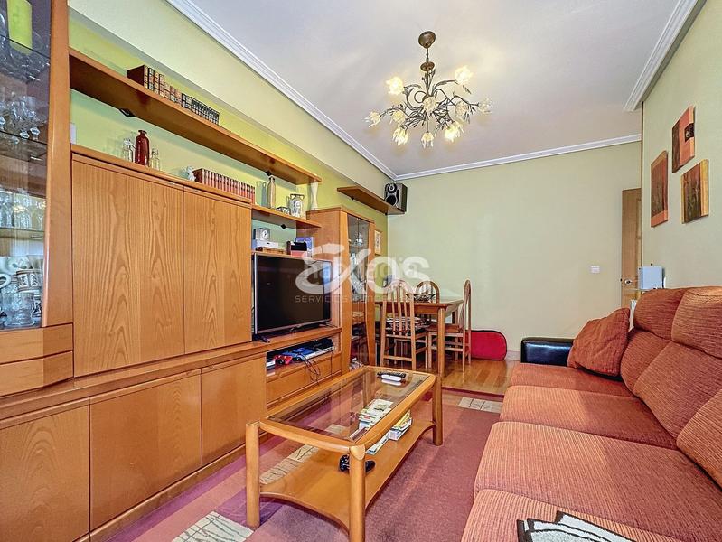 Foto c7ebf3f7-17c5-4f73-8432-c49c87241389. Piso  en venta en centro, 3 dormitorios. en Aretxabaleta