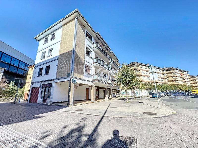 Foto ea37f43a-505b-4c25-ba8d-d14b68c8ffbf. Pis amb calefacció aparcament a Aretxabaleta