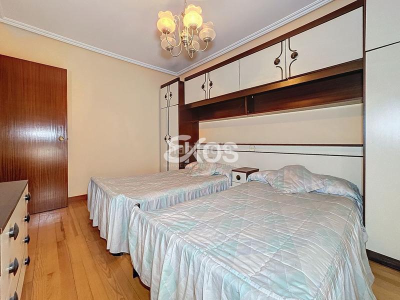 Foto b5136304-4635-446d-a64e-295c8babf786. Pis a Arrasate o Mondragón