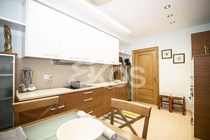 Foto 36871315-c89f-448c-8c49-9dfd14ae4a7e. Chalet  en venta , 4 dormitorios. en Aramaio