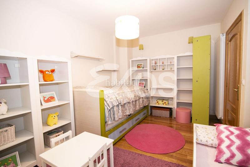 Foto b09441a9-9863-488d-ae1b-b3192126277e. Chalet  en venta , 4 dormitorios. en Aramaio