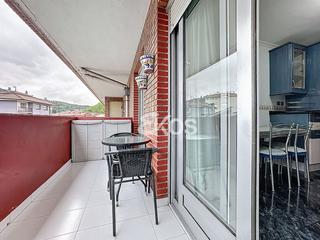 Location Appartement à Arrasate o Mondragón. Piso en alquiler en universidad, 3 dormitorios.