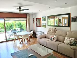 Maison jumelée à Arriaga - Lakua. Adosado en venta en lakua, 4 dormitorios.