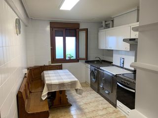 Flat in Elgeta. Piso en venta en elgeta, 3 dormitorios.