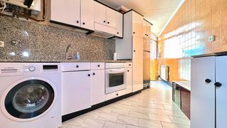 Pis a Zaramaga. Piso en venta en portal de villarreal, 1 dormitorio.