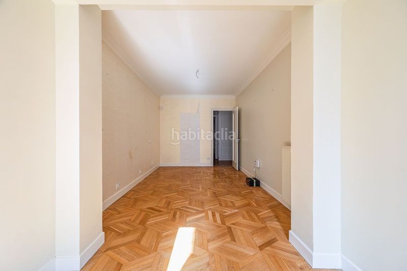 Foto 40e76627-8a7a-4d56-8b6e-e1a7c0d6e963. Pis a Zarautz