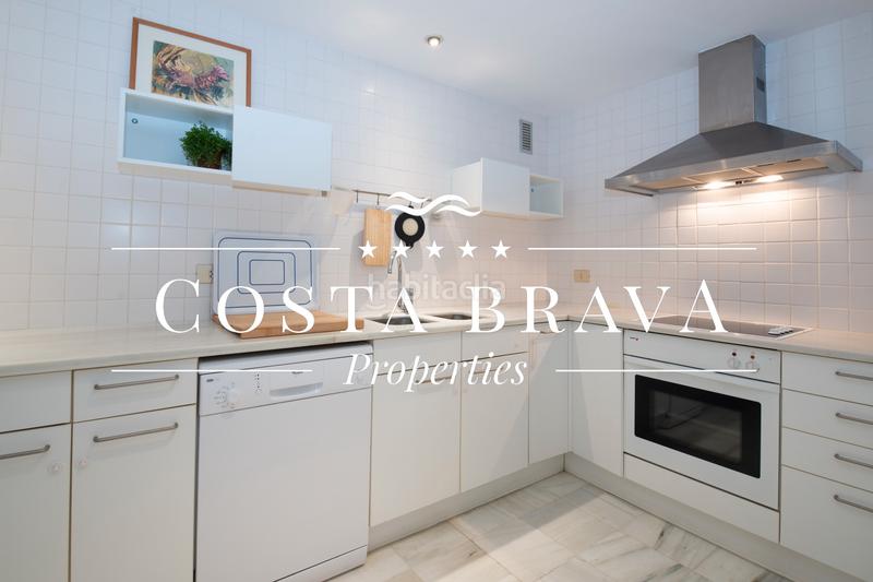 Foto 37b652b4-e80f-4c2b-a613-72c9fa13271e. Alquiler apartamento fantástico apartamento en 1a linia para todo el año en Tamariu