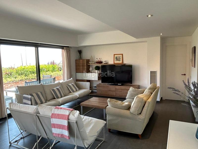 Foto 2f40e6c8-1570-45eb-8bd4-367a64adc244. Rent semi detached house with parking pool in Fornells-Aiguablava Begur