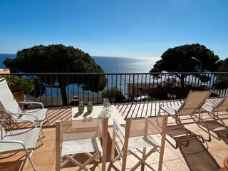 Maison jumelée à Llafranc. Casa adosada  en venta con vistas panorámicas al mar, en llafran