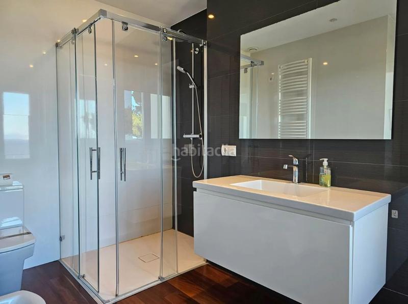 Foto 13a0533f-2ed2-40cb-a8d2-296f0dec79fa. Xalet amb xemeneia calefacció aparcament piscina a Begur