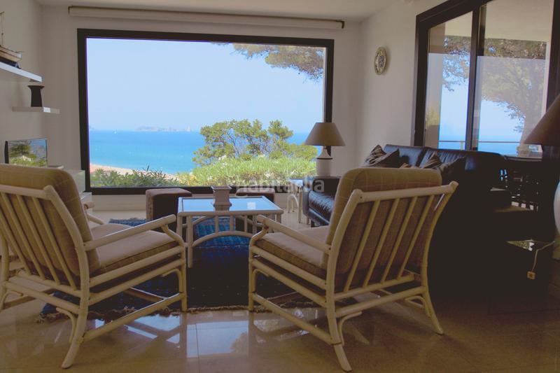 Foto b57b2d72-b2e8-4b7a-abbf-e896828cda0e. Xalet amb xemeneia calefacció aparcament piscina a Begur