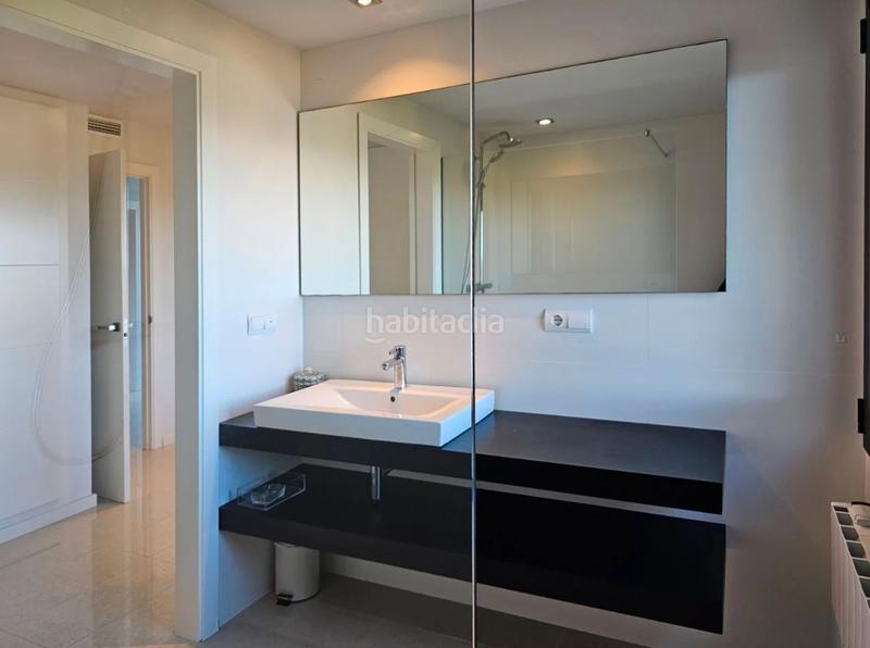 Foto db6c9594-82bd-4c09-882f-8544d0da1fd6. Xalet amb xemeneia calefacció aparcament piscina a Begur