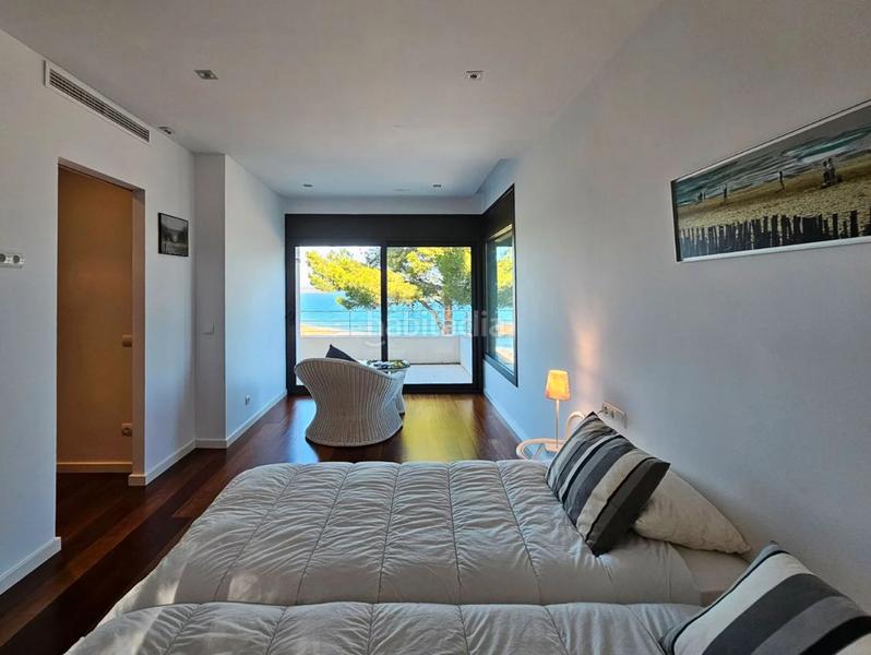 Foto ef050df4-6a20-41d2-83a1-3d47a96a0a10. Xalet amb xemeneia calefacció aparcament piscina a Begur