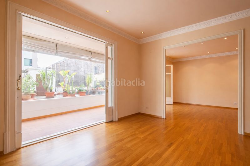 Foto 9a0724a8-8285-489a-8649-d764a3f619d7. Pis amb calefacció a Dreta de l´Eixample Barcelona