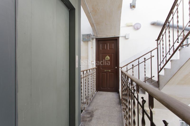 Foto ea49b1fb-ee5c-44bf-9b0c-af6fcc1d8f8f. Àtic amb calefacció a Gòtic Barcelona