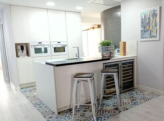 Appartement  Gran vía juan carlos i. Un piso de diseño moderno y elegante.