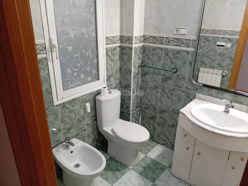Foto 2a8d180d-10bf-4dc2-ad88-4d8af4775680. Rent flat with heating in Gran Via Logroño