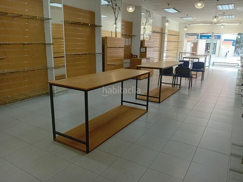 Foto 476d5ad9-3e7b-4466-9f45-023cefa8cf0e. Alquiler local comercial increíble local en la mejor zona comercial ! en Logroño
