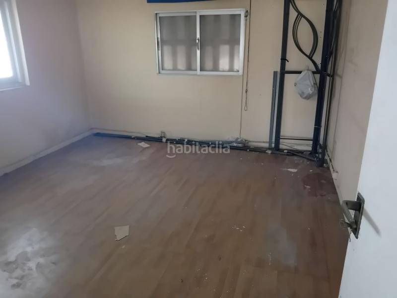Foto 7c31e92d-47fd-4f98-8f7b-a0a3c330ec49. Alquiler local comercial excelente oportunidad! almacén espacioso con buen acceso. disponible el 1 de septiembre en Logroño