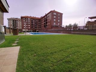 Apartament  Avenida lope de vega. Exlusiva vivienda  lista para entrar a vivir, llena de sol.