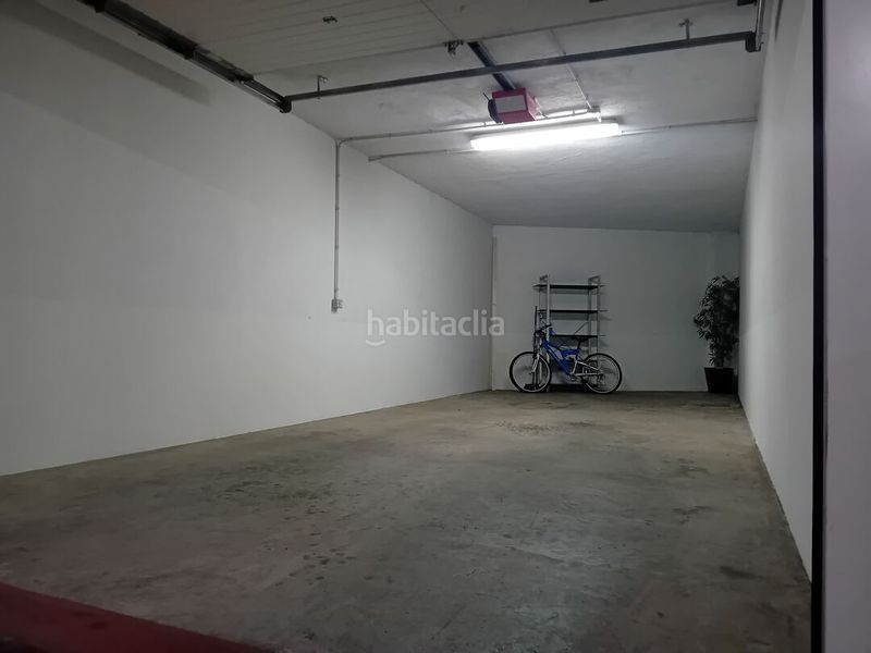 Foto 4b92498e-5c2b-414d-a4e0-fc35568694e8. Apartament amb calefacció aparcament piscina a Los Lirios Logroño
