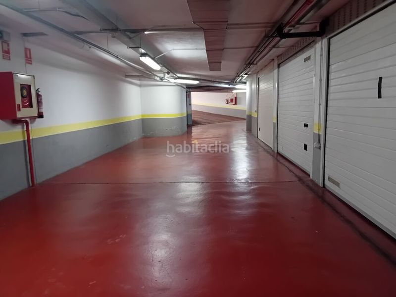 Foto cc842146-0e1b-4859-90c4-62087f60b662. Apartament amb calefacció aparcament piscina a Los Lirios Logroño
