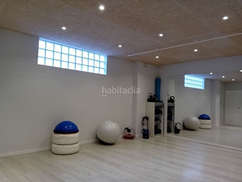 Foto 18cf18f3-d0b0-4968-8cd3-7b73c8b2a42a. Local comercial a San Adrián Logroño