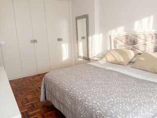 Etagenwohnung  Calle eduardo g. gallarza. Impecable piso con 3 hab, 2 baños y trastero en av. gonzález gal