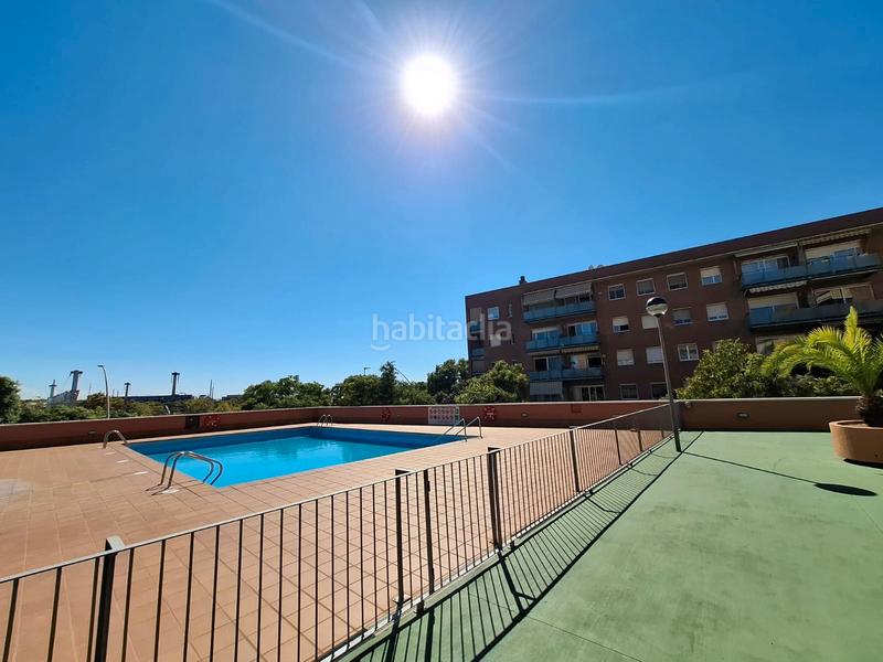 Foto aa53e524-ee3e-48e4-ac27-75942dceb689. Appartement avec chauffage parking piscine dans Centre Castelldefels