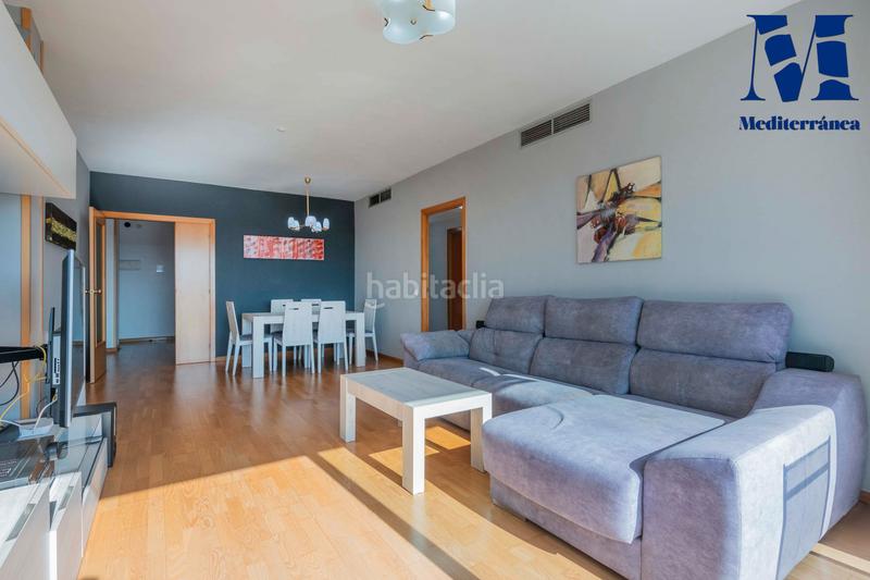 Foto c0693fe8-3f85-48a8-a82f-980e7d06d163. Appartement avec chauffage parking piscine dans Centre Castelldefels