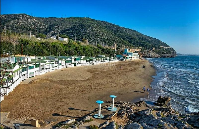 Foto 1c2be96b-eb3c-49f0-9fa4-4ce6a9289eda. Residential plot in carrer morisca 10 in Garraf Sitges