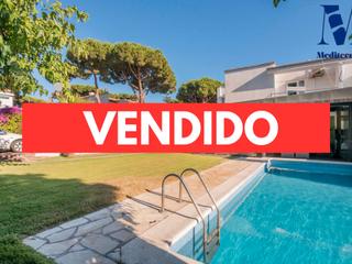 Casa adosada  Avinguda d'europa. Un hogar mediterráneo