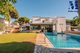 Maison jumelée  Avinguda d'europa. Un hogar mediterráneo
