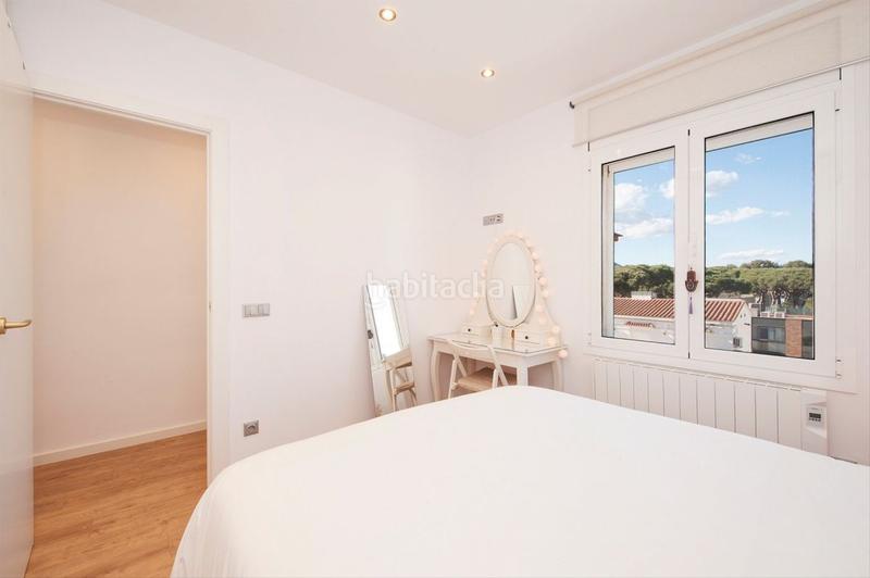 Foto 4bc08dd2-fcbb-432f-a0d0-4014da19c2ee. Rent apartment with heating parking in La Pineda Castelldefels