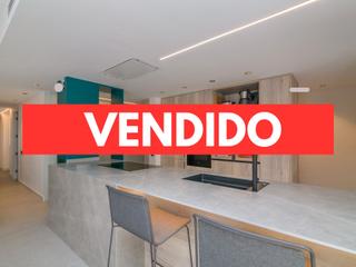 Piso en Carrer del doctor fleming 32. Completamente reformado, con terraza privada