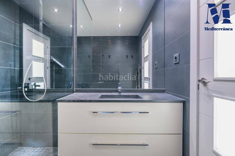 Foto 13e890b2-0019-4cdd-bd6b-fa4c4a916d5d. Semi detached house with heating parking in Can Bou Castelldefels