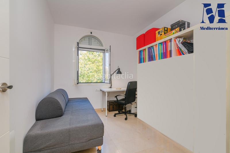 Foto 1c3fafd9-bde6-4eeb-b530-1f8d075fe0e7. Semi detached house with heating parking in Can Bou Castelldefels