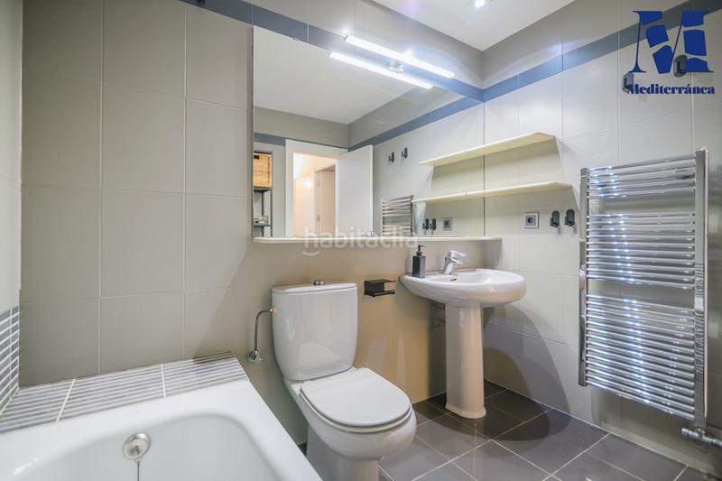 Foto d1cf46a6-085d-44d2-b4c4-b1c6646f5d36. Semi detached house with heating parking in Can Bou Castelldefels