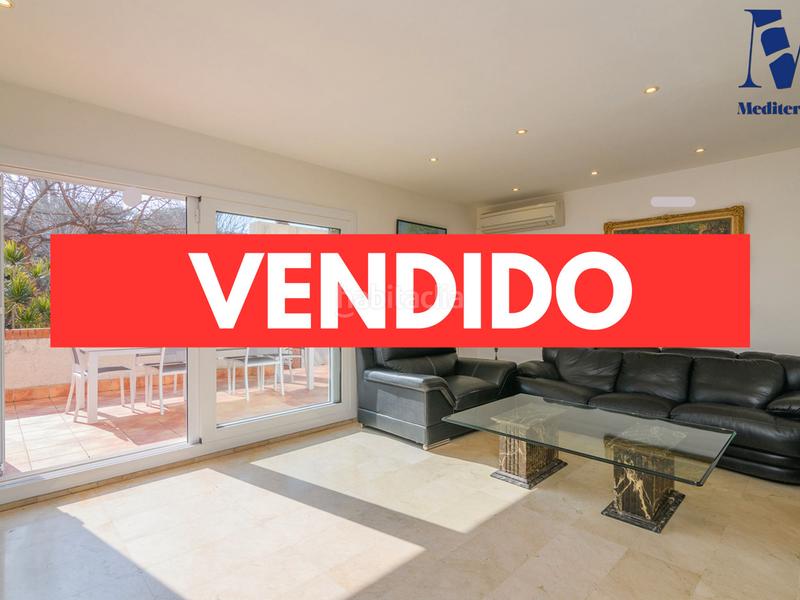 Foto f4284dcc-51d8-4cec-8611-87954b36f194. Semi detached house with heating parking in Can Bou Castelldefels