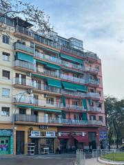Appartement  Plaça de joan xxiii. Piso rentable con inquilino en castelldefels