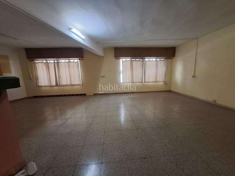 Foto acf331a2-0ce3-46c0-8add-633d614c7f45. Location local commercial dans carrer del bisbe urquinaona 2 dans Castelldefels