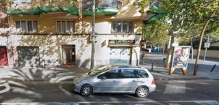Business premise in Carrer del Bisbe Urquinaona 2